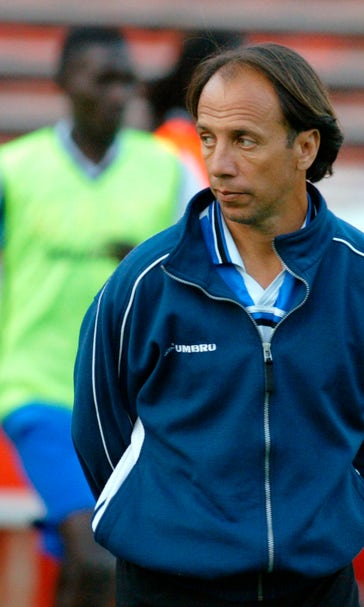 Former US defender Fernando Clavijo dies at 63